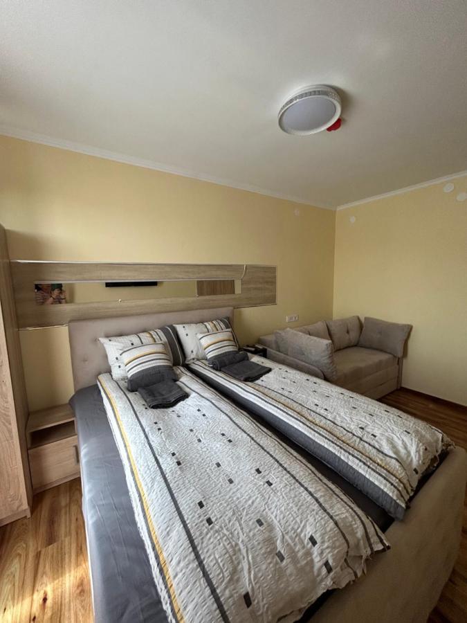 Harmony Apartments Eger Esterno foto